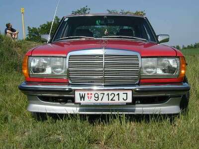 Keywords: Mercedes;W123, 200D