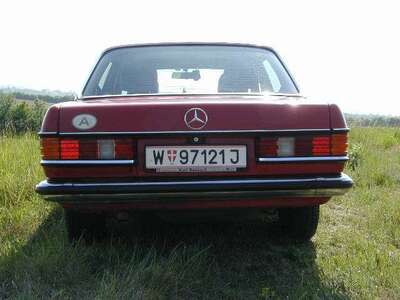 Keywords: Mercedes;W123, 200D