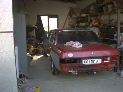 Keywords: Mercedes; W123; 200D; Restauration