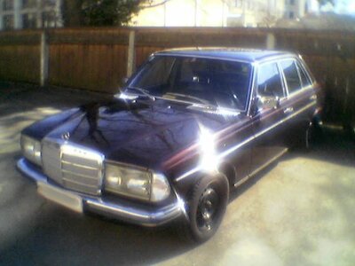 Keywords: Mercedes; W123; 200D; restauriert